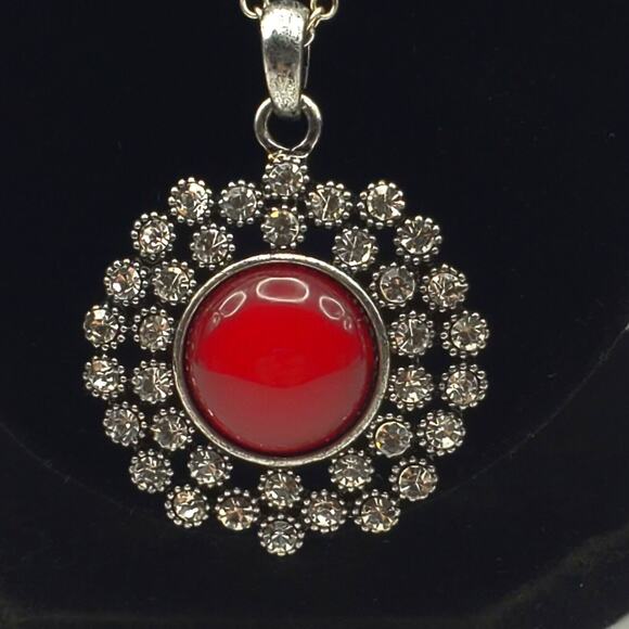 Red Acrylic & Crystal Pendant Necklace Rhinestone Silver Tone Chain 19" Vintage - Picture 7 of 7